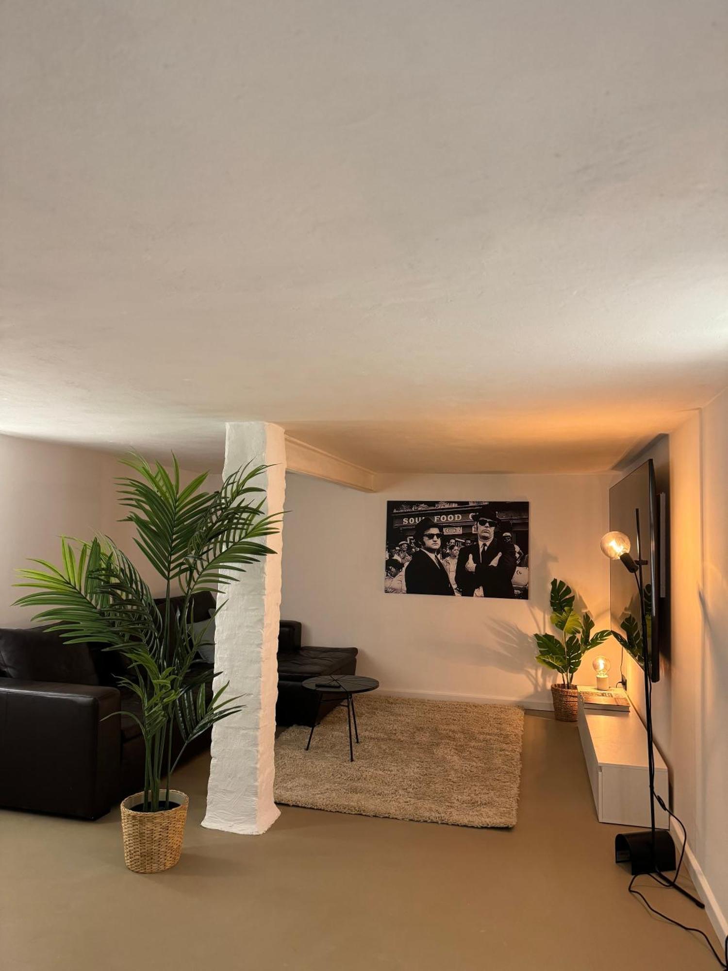 Stilvolle Wohnung In Wilmersdorf Берлін Екстер'єр фото